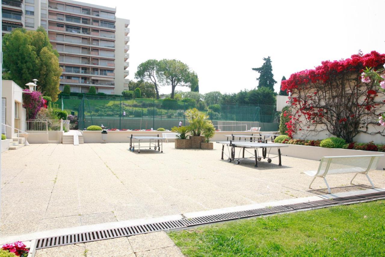 Ferienwohnung Le Tamaris - Terrasse Vue Sur Mer - Piscine, Tennis & Jardin Antibes Exterior foto